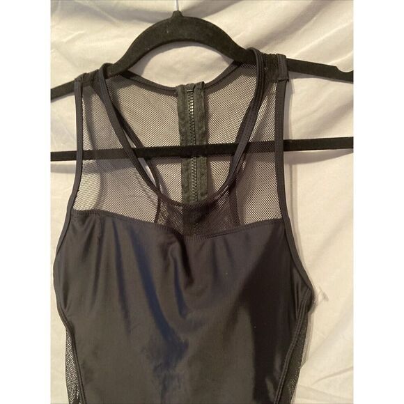 Ladies Top Melon One Piece Black Swimsuit Mesh On Front And Back Size Medium - Picture 2 of 9